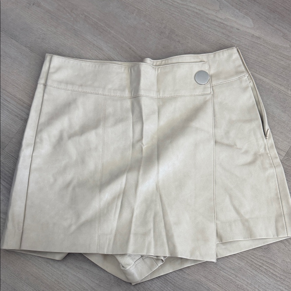Zara Cream leather Skort